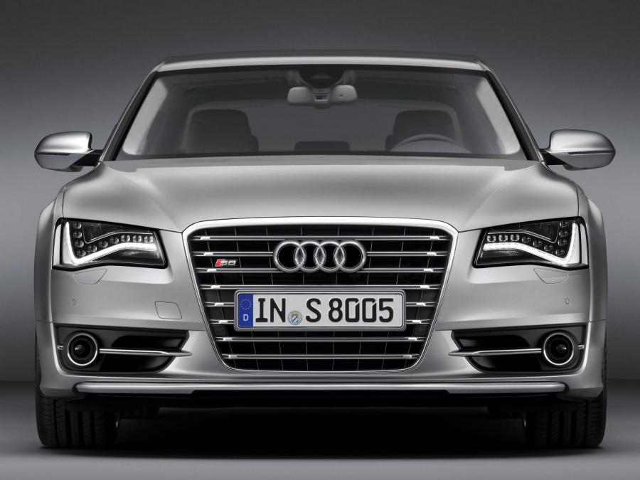  Audi S8 (D4) 2012 года  (WW) (фото 37 из 59)